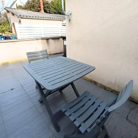 L'Escabalt - Jardin Prive Apartment Nevers Exterior photo